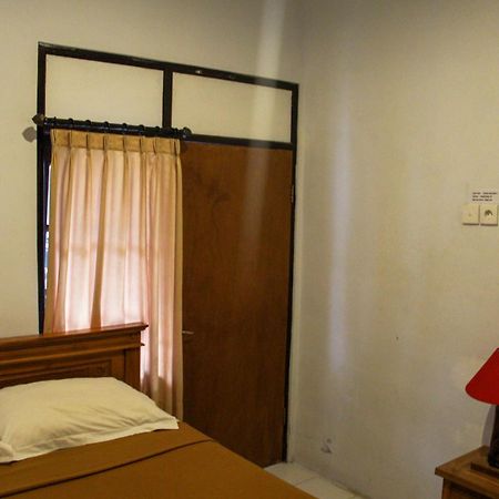 Nyoman Guesthouse Canggu Zimmer foto