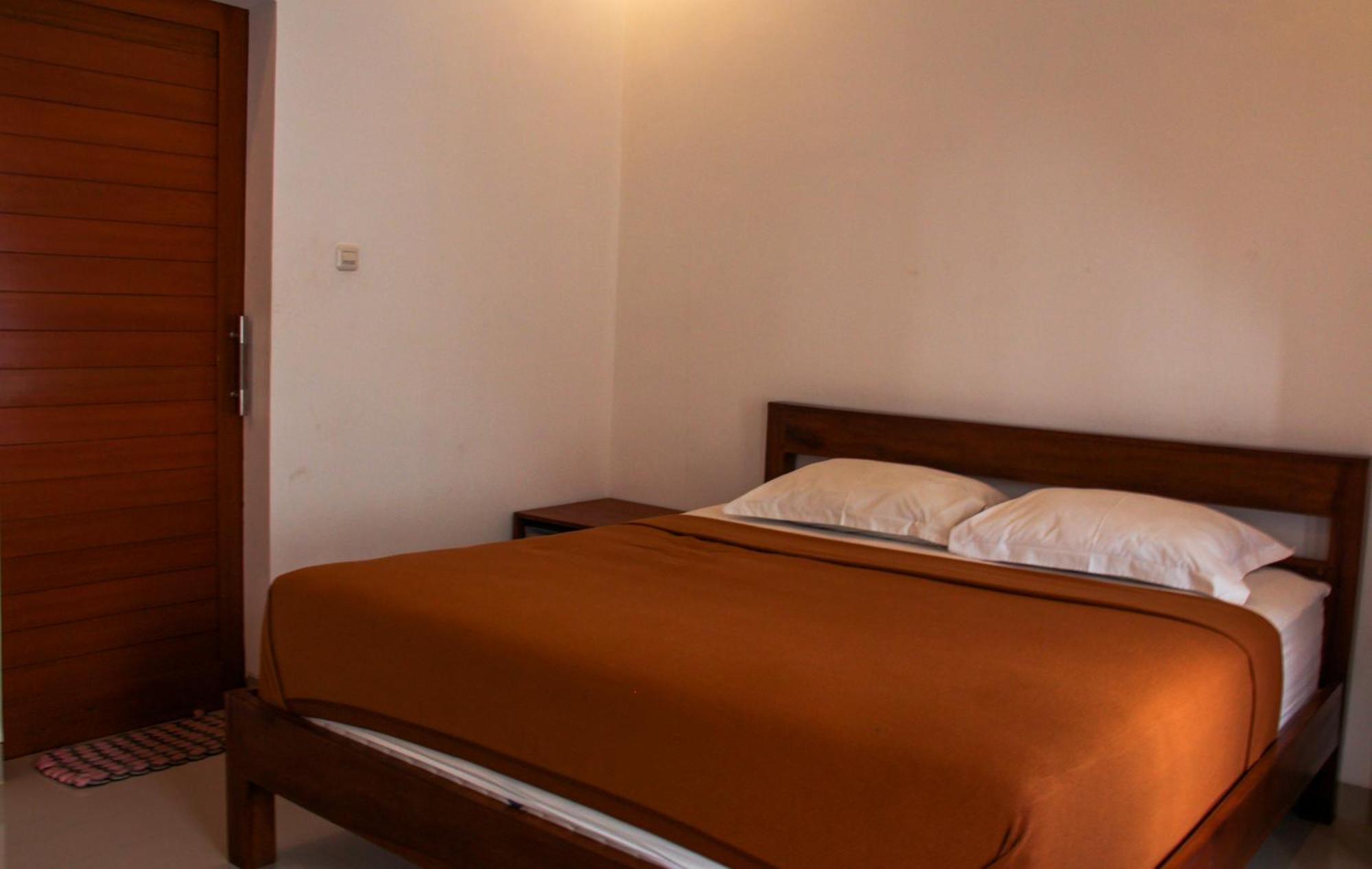 Nyoman Guesthouse Canggu Zimmer foto